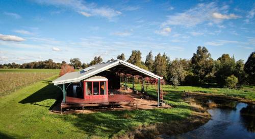 Roslynmead House | Carriages Spa Retreat