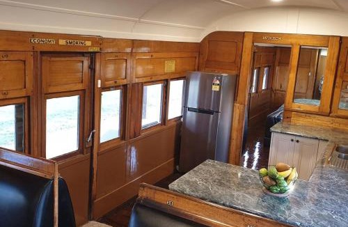 Roslynmead House | Carriages Waterfront