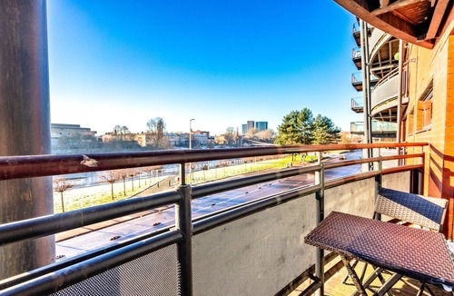 City Centre Glasgow Apartment | Carrick Quay Two bedrooms with balcony