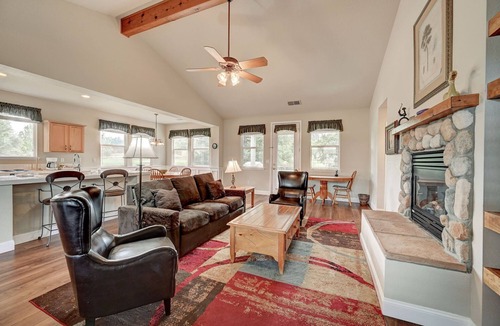 Angels Camp House | Carson Hill Cottage-Spacious Getaway