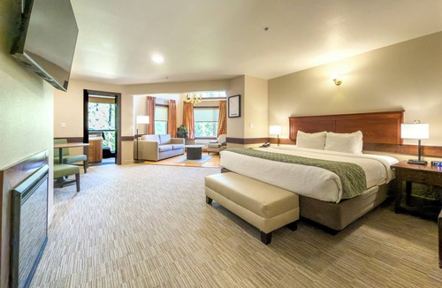 Carson Hotel | Carson Hot Springs Resort