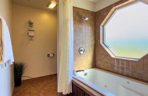 Carson Hotel | Carson Hot Springs Resort