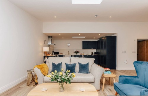 Cuddesdon Apartment | Cart Shed 2 - From 140 Per Night