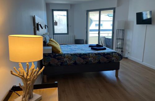 Barneville-Carteret Apartment | Carteret centre, port avec balcon vue mer