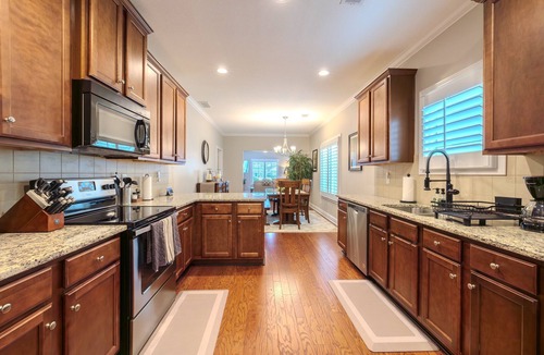 Cartersville House | Cartersville Retreat