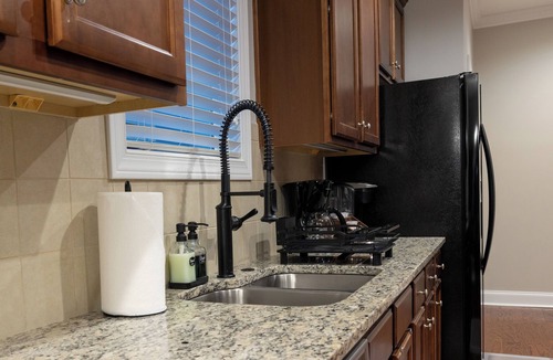 Cartersville House | Cartersville Retreat