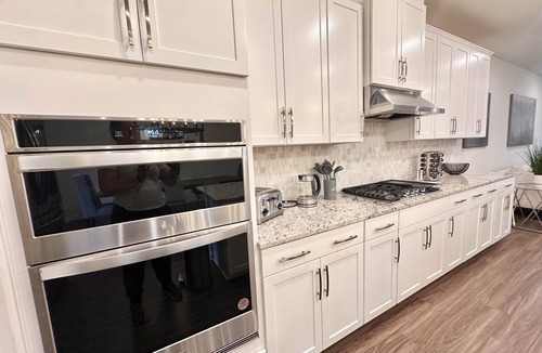Cary House | Cary RTP Lux-6/7 Beds, 2 King Beds, 3.5 Bath-Pool