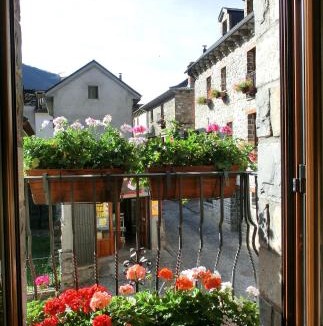 Torla-Ordesa House | Casa A Ruata