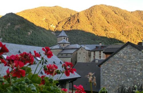 Torla-Ordesa House | Casa A Ruata