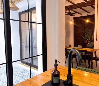 Alfarp House | Casa Abadía Alojamiento completo boutique cerca de Valencia