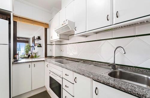 Dehesa de Campoamor Apartment | Casa Adelfas, Aguamarina