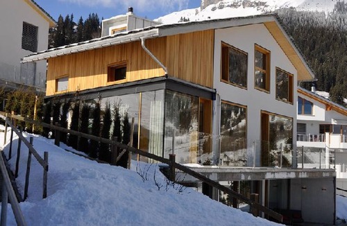 Flims Apartment | Casa Admisa, (Flims Dorf). 3.5 Ferienwohnung, 2 Duschen, 2 WC, 85 m2, für max. by Interhome