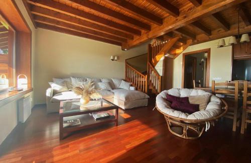 Palau-de-Cerdagne House | Casa adosada con piscina en Palau de Cerdanya