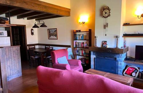 Pedra House | Casa adosada en Bor