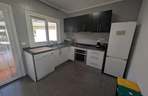Amer House | Casa adossada - Ideal per a famílies