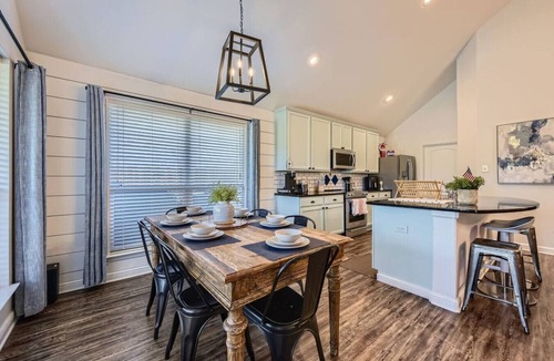 Fort Worth House | Casa Agave + 3BR Stylish Retreat + Fort Worth