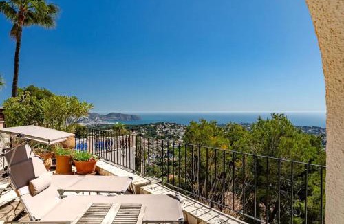 Benissa Coast Ski Chalet | Casa Aguilera