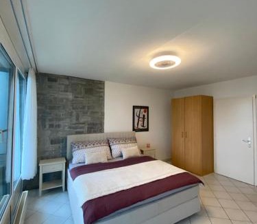 Vira Apartment | Casa al Lago - Ferienwohnung mit Pool & privatem Seezugang
