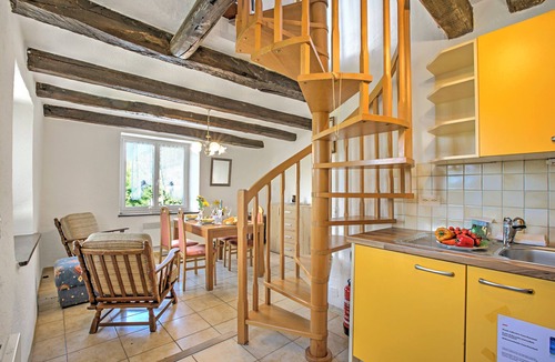 San Nazzaro Apartment | Casa al runchett, Gambarogno, San Nazzaro, Switzerland