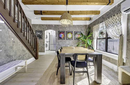 East Little Havana Villa | Casa Alaïa | West Brickell | Sleeps 20 | Pool&Spa