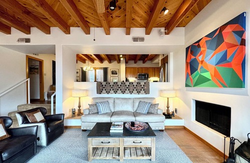 Nambe Pueblo Condo | Casa Alta Vista - private, quiet, glorious views, 7mi to town