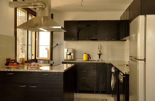 L'Estartit House | Casa Amandina - Seaview House with Shared Pool and Tennis Court