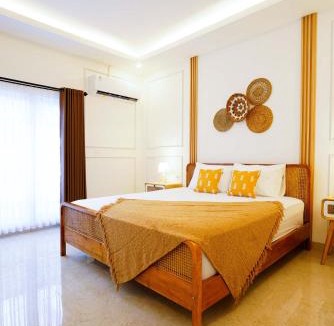 Kalasan Villa | Casa Amarilla, 3br villa 15Min from Prambanan