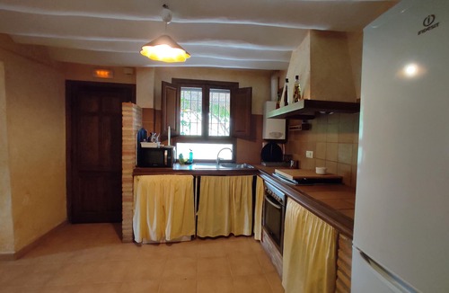 Huerta de Arriba House | Casa Amarillas. Finca el Campillo
