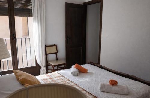 Montsonis Apartment | Casa amb llar de foc - Casa Anina