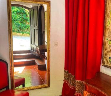 Montsonis Apartment | Casa amb terrassa i vistes a la vall - Cal Taverner