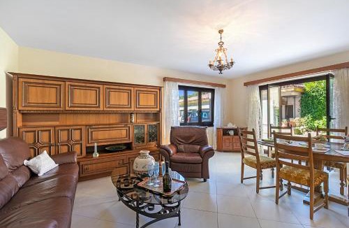 Arcegno House | Casa Ana 1 - Losone Center - Happy Rentals