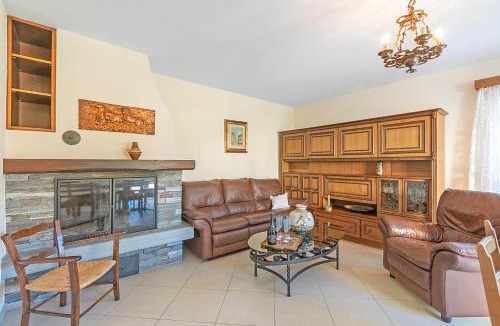 Arcegno House | Casa Ana 1 - Losone Center - Happy Rentals