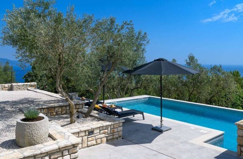 Ripenda Kosi House | Casa Anonima with pool, near Labin