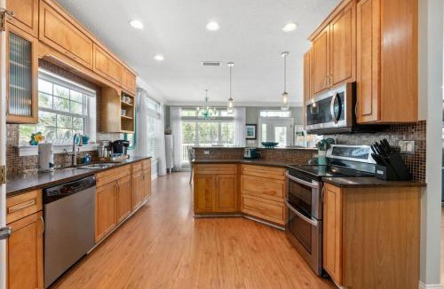 St. Augustine House | Casa Aqua