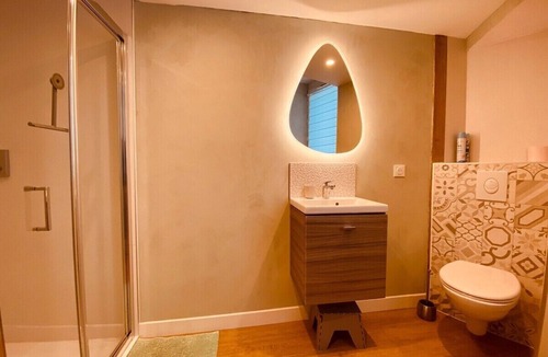 Trelaze Apartment | Casa Arena - Modern - Spacious - free Parking