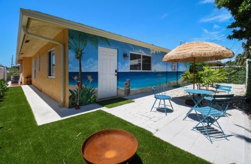 Southwest Apartment | Casa Aria-6bd-Zoo, Beach, Downtown with Parking