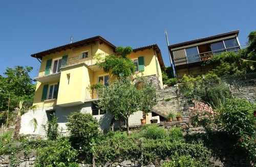 Cavigliano Apartment | Casa Aries & Studio Aurora - mit Pool, in Cavigliano nur 8 km von Ascona und Locarno entfernt