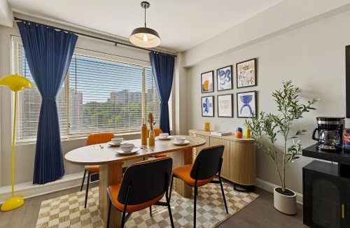 Radnor - Fort Myer Heights Apartment | CASA Arlington Suite with Top-Tier Amenities & Parking