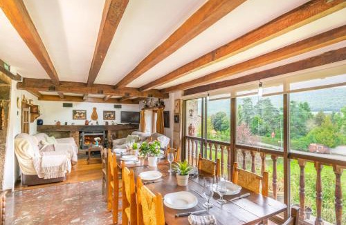 Lizaso House | Casa Arozenia, Hogar rústico en pleno valle Ulzama
