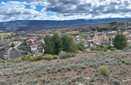 Zarra House | Casa Arriba Village House in Zarra