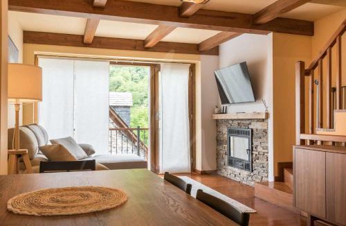 Las Bordas House | Casa Artiga de Lin by SeaMount Rentals