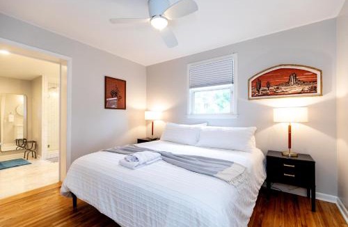 Woodbine House | Casa Azul - Boutique 3BR Ranch with Hot Tub & King Beds