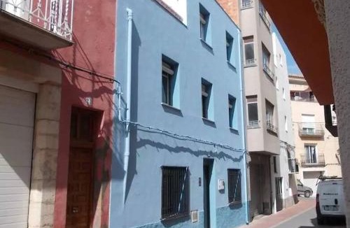 Calig House | Casa Azul, centro histórico de Calig, 4 personas