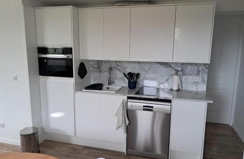 Prunay-sur-Essonne House | Casa Azul