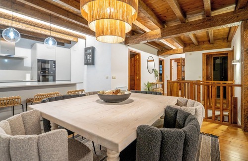 Garos Apartment | Casa Baciver by FeelFree Rentals