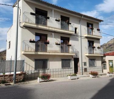 Montan Apartment | Casa Bajo Castillo