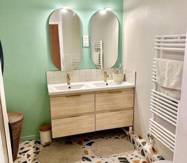 Chevilly-Larue Apartment | Casa Balnea - Jacuzzi - 6 people - Proche La Paris