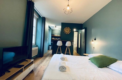 Saint-Jacques - Nazareth Apartment | Casa Balzac - Lovely Studio - Fully equipped