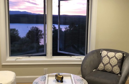 Hudson Apartment | Casa Bartolo, Your Oasis on the Hudson!