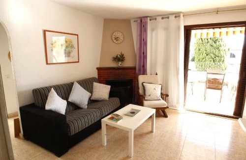 Parc de Mont-roig House | Casa Becker